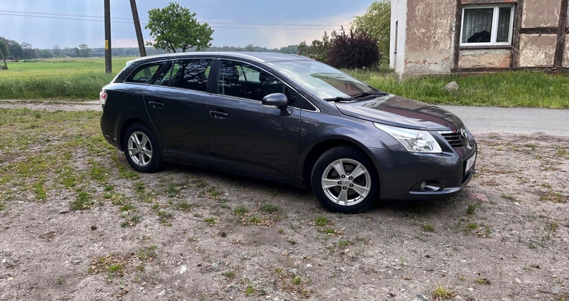 Toyota Avensis cena 21900 przebieg: 212000, rok produkcji 2009 z Prochowice małe 742